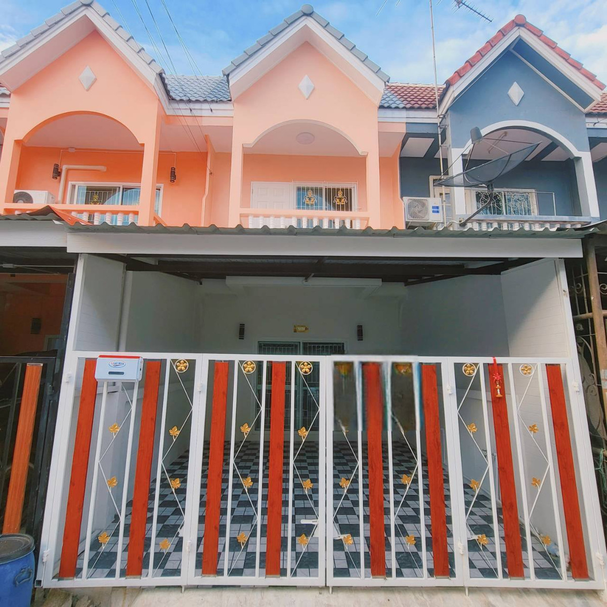 ขายทาวน์โฮมมหาชัย สมุทรสาคร : ทาวน์เฮาส์รีโนเวทเพชรเกษม93หนองแขม อ้อมน้อย 