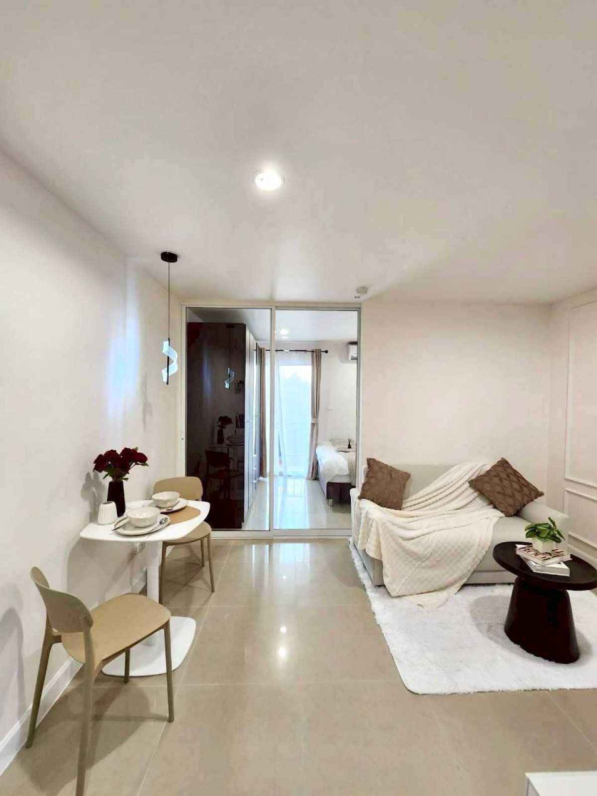 ขายคอนโดรัชดา ห้วยขวาง : ขายคอนโด รีเจ้นท์ โฮม 5 รัชดา 19 รีโนเวทใหม่ MRT-รัชดาภิเษก ดินแดง เขต ห้วยขวาง กรุงเทพ CX-142181