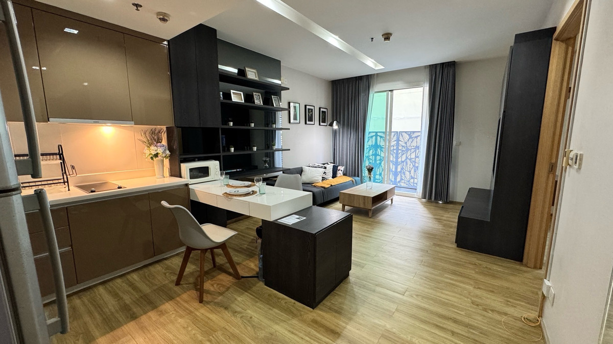 ให้เช่าคอนโดสุขุมวิท อโศก ทองหล่อ : Siri @Sukhumvit ติด BTS ห้องกว้าง