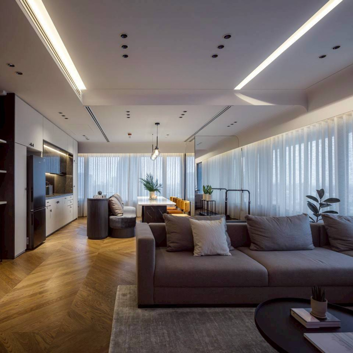 For SaleCondoWitthayu, Chidlom, Langsuan, Ploenchit : Condo for sale, Amanta Lumpini, size 97 sq m., 2 bathrooms, newly renovated, beautiful and luxurious room, selling price 19.9 million.