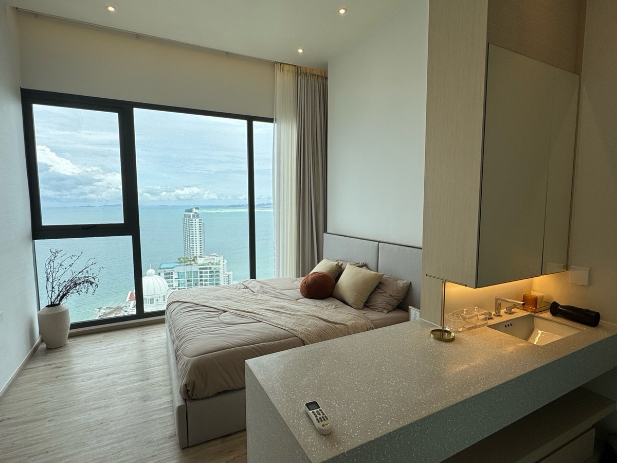 ให้เช่าคอนโดพัทยา บางแสน ชลบุรี สัตหีบ : 2 Bedroom with Private Jacuzzi Pool and Private Elevator - Arom Wongamat Pattaya