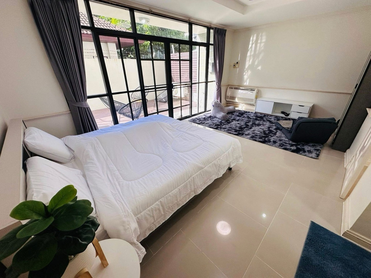 For RentTownhomeSukhumvit, Asoke, Thonglor : Townhome for rent