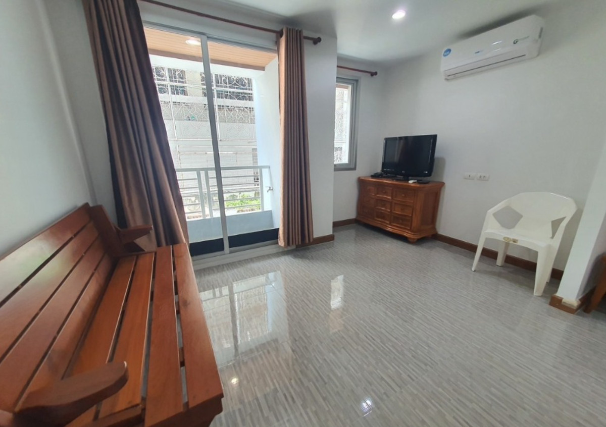 For SaleCondoRatchathewi,Phayathai : Wish@Siam 26 sq.m. 1 Bed 2,689,000 B Please add LINE ID @806qphgn o8415o5483