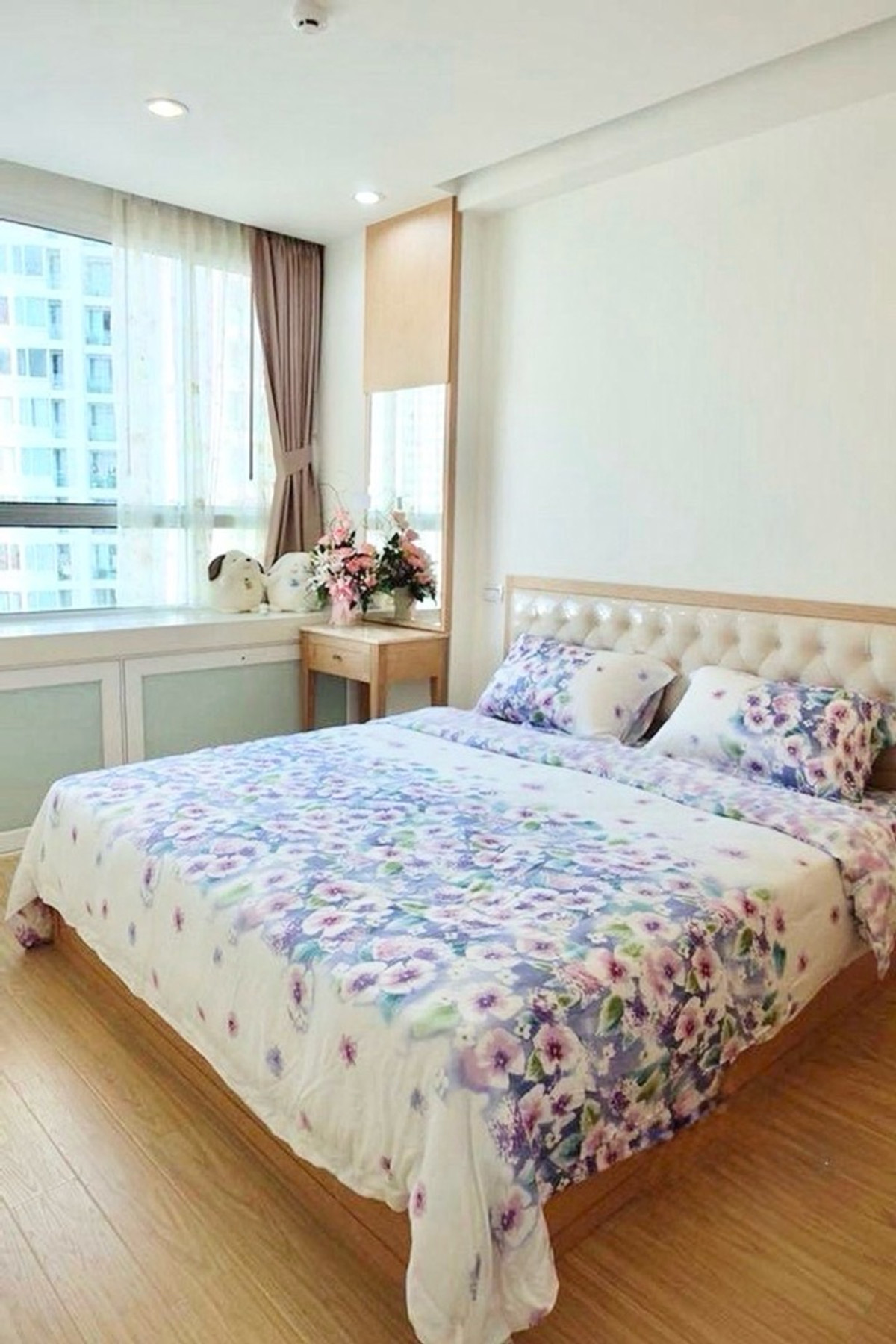 ขายคอนโดพระราม 9 เพชรบุรีตัดใหม่ RCA : 📍ขายคอนโด TC Green พระราม 9 ติดถนนพระราม 9, ใกล้ทางด่วน 🚇ใกล้ MRT พระราม 9 และ เพชรบุรี