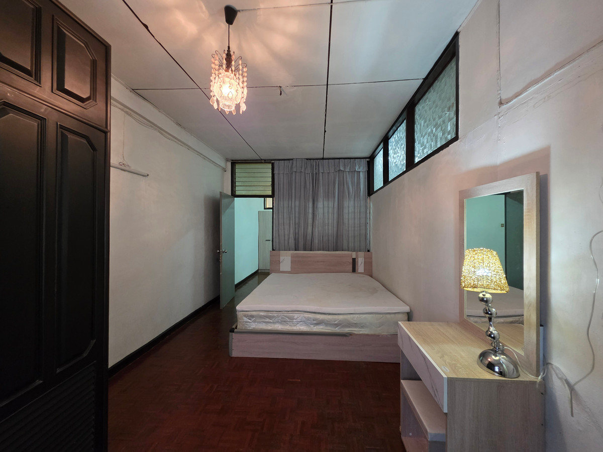 ให้เช่าทาวน์โฮมรัชดา ห้วยขวาง : 🏠 ให้เช่าทาวน์เฮาส์ 2 ชั้น เลี้ยงสัตว์ได้ ทำเลรัชดาซอย 3 – โพธิ์ปั้น 5 ใกล้ MRT พระราม 9  