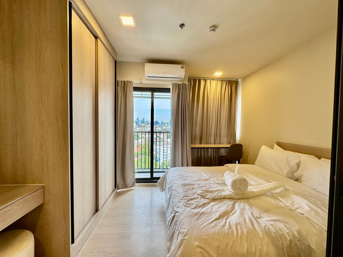 ให้เช่าคอนโดวงเวียนใหญ่ เจริญนคร : 🔥🔥 ให้เช่า 𝐅𝐋𝐎 𝐛𝐲 𝐒𝐚𝐧𝐬𝐢𝐫𝐢 - 1 ห้องนอน ใกล้ ICON SIAM 350 เมตร | Add Line : aae.mmproperty