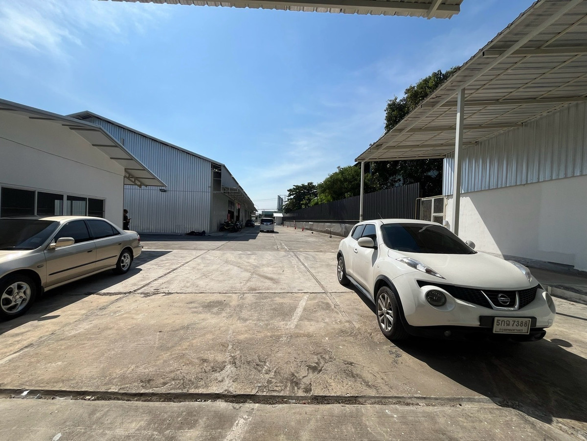 ให้เช่าโกดังนวมินทร์ รามอินทรา : โกดัง 1,744 ตารางเมตร รามอินทรา 109 : FULFILLMEMT / LOGISTIC HUB / DISTRIBUTION / ASSEMBLY / ONLINE SELLER OR ECOMMERCE • WAREHOUSE