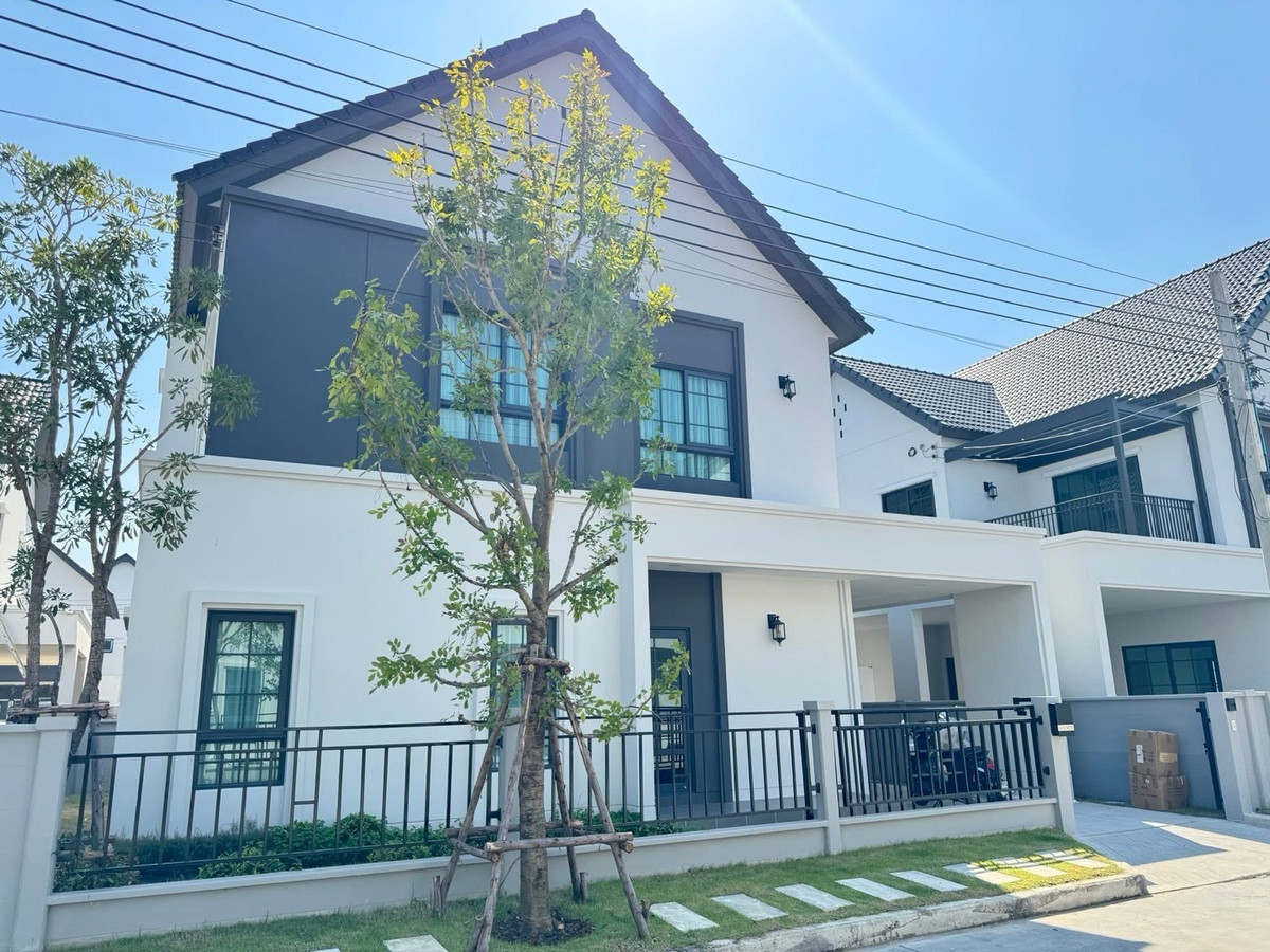 For RentHouseBangna, Bearing, Lasalle : Single house for rent🔥𝐂𝐞𝐧𝐭𝐫𝐨 𝐁𝐚𝐧𝐠𝐧𝐚🔥2 floors🔥52.60 sq m🔥230 sq m🔥3Bed🔥R312-5