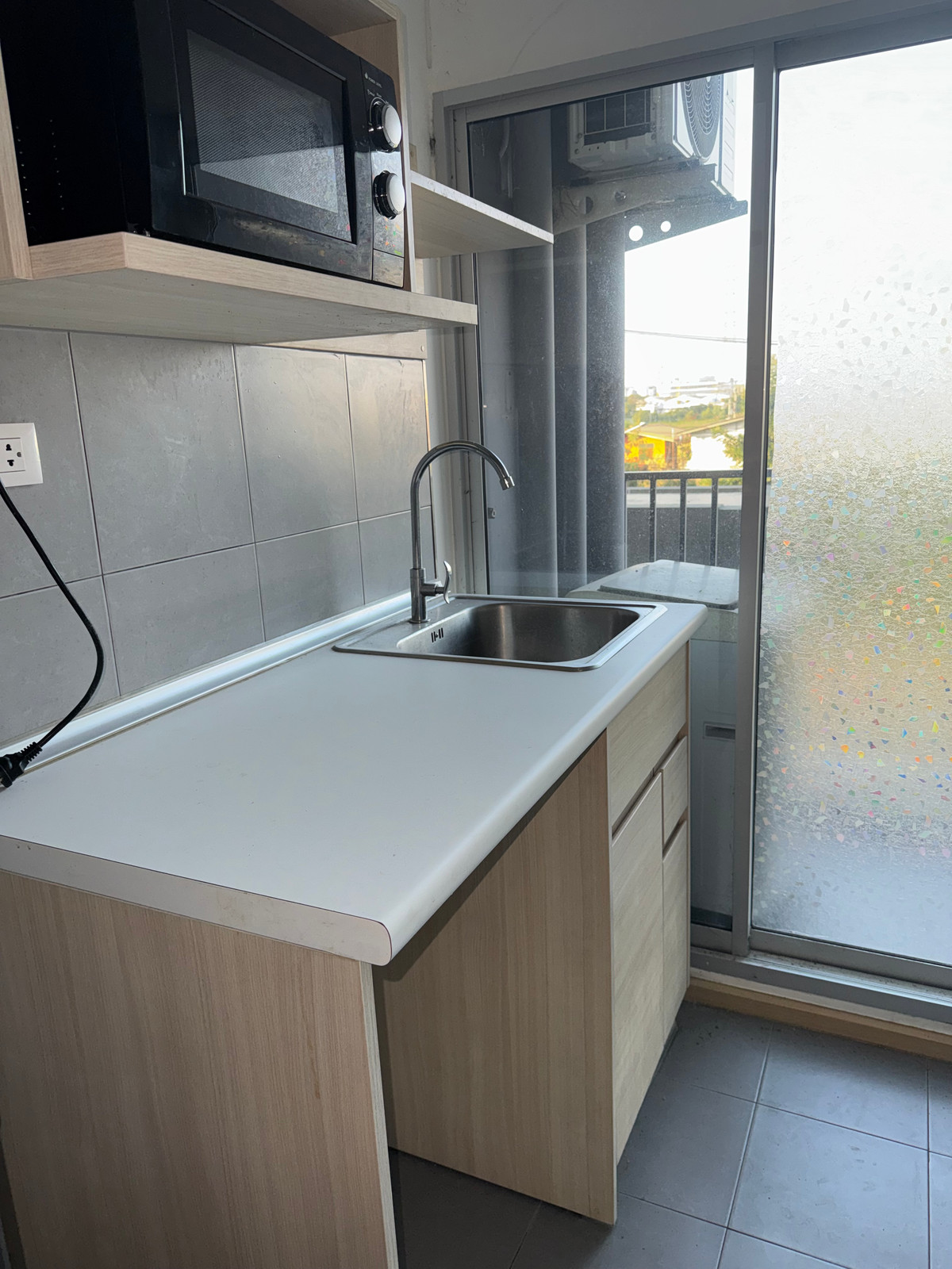 ให้เช่าคอนโดปทุมธานี รังสิต ธรรมศาสตร์ : ✅ ว่าง! พร้อมเข้าอยู่ Plum Fresh 🌟  ค่าเช่าถูกสุด! 7,500 บาท/เดือน 🛏 1 ห้องนอนบานสไลด์  📏 26 ตร.ม. 🏙️ ตึก A ชั้น 3 ตึก B ชั้น 8 เลขที่ห้องดี 🚫 ไม่รับ Co-Agent