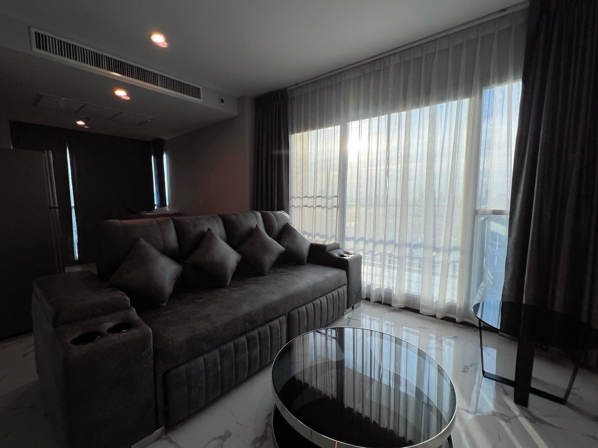 ให้เช่าคอนโดรัชดา ห้วยขวาง : Life Ratchadapisek ขนาดห้อง
66 Sqm
ห้อง 2 ห้องนอน 2 ห้องน้ำ Corner Unit ไม่ติดใคร Renovate ครัวใหม่!!!ทั้งห้อง 
ราคา🔥🔥 28,000 บาท 🔥🔥🔥Call 061-4162636