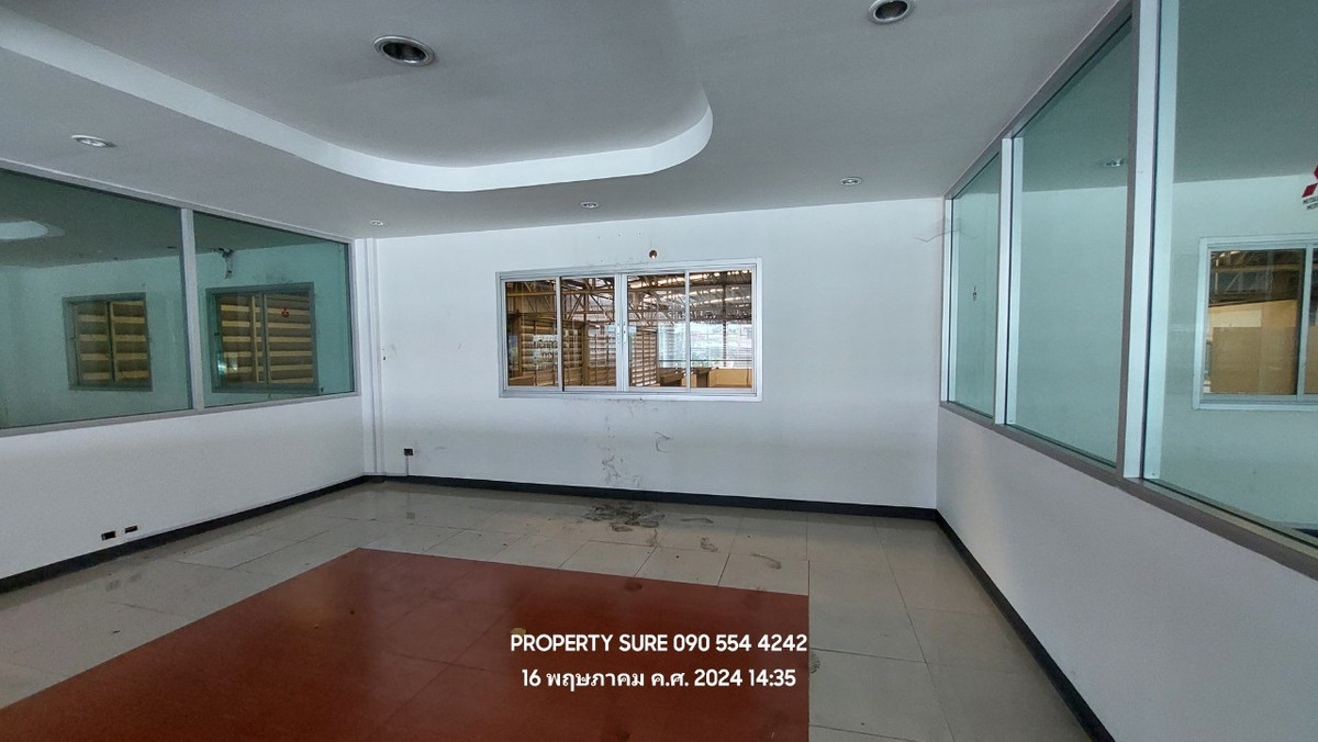 ให้เช่าโชว์รูมปทุมธานี รังสิต ธรรมศาสตร์ : ให้เช่า-ขายโชว์รูมรถยนต์ พร้อมศูนย์บริการขนาดใหญ่ #ลำลูกกา  ที่จอดรถกว่า 80 คัน เนื้อที่ 3-3-12 ไร่ พื้นที่ใช้สอยรวม 3,700 ตร.ม.