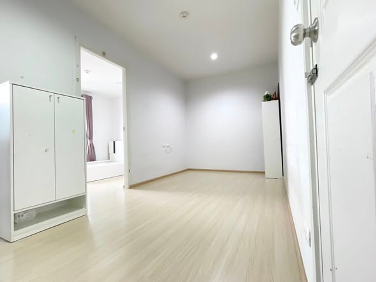 For SaleCondoChaengwatana, Muangthong : Condo for sale: The Prop Condo Chaengwattana 12 near the Pink BTS (AM2061)