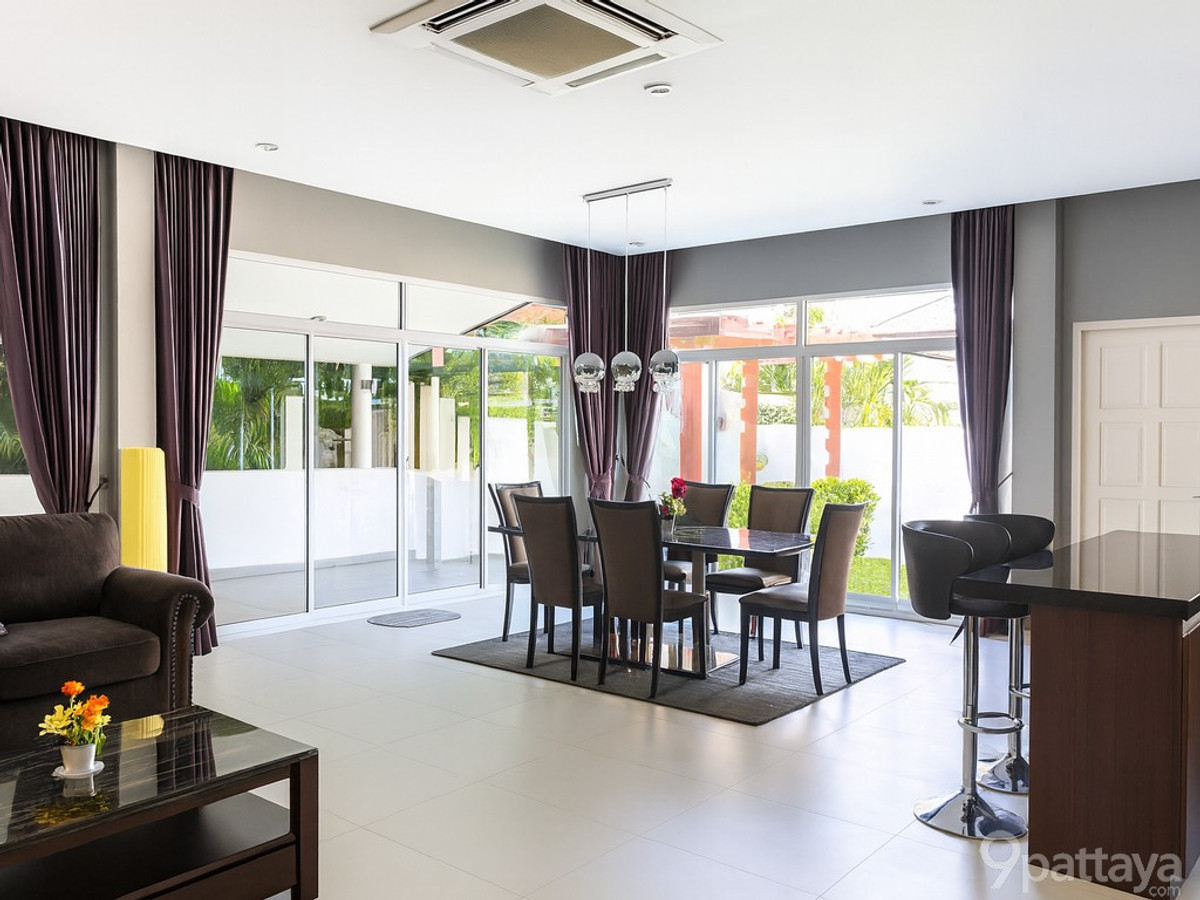 ขายบ้านพัทยา บางแสน ชลบุรี สัตหีบ : ขาย & ให้เช่า | บ้านเดี่ยวสภาพใหม่ ตกแต่งหรู – พื้นที่ใหญ่ ทำเลพัทยา ✨ 3 ห้องนอน 2 ห้องน้ำ บ้านสภาพดีมาก เฟอร์นิเจอร์คุณภาพสูงเหมือนใหม่ พร้อมเครื่องใช้ไฟฟ้าครบทุกห้อง เข้าอยู่ได้เลย เหมาะอยู่อาศัยระยะยาวหรือปล่อยเช่าเพื่อการลงทุน  108 ตารางวา