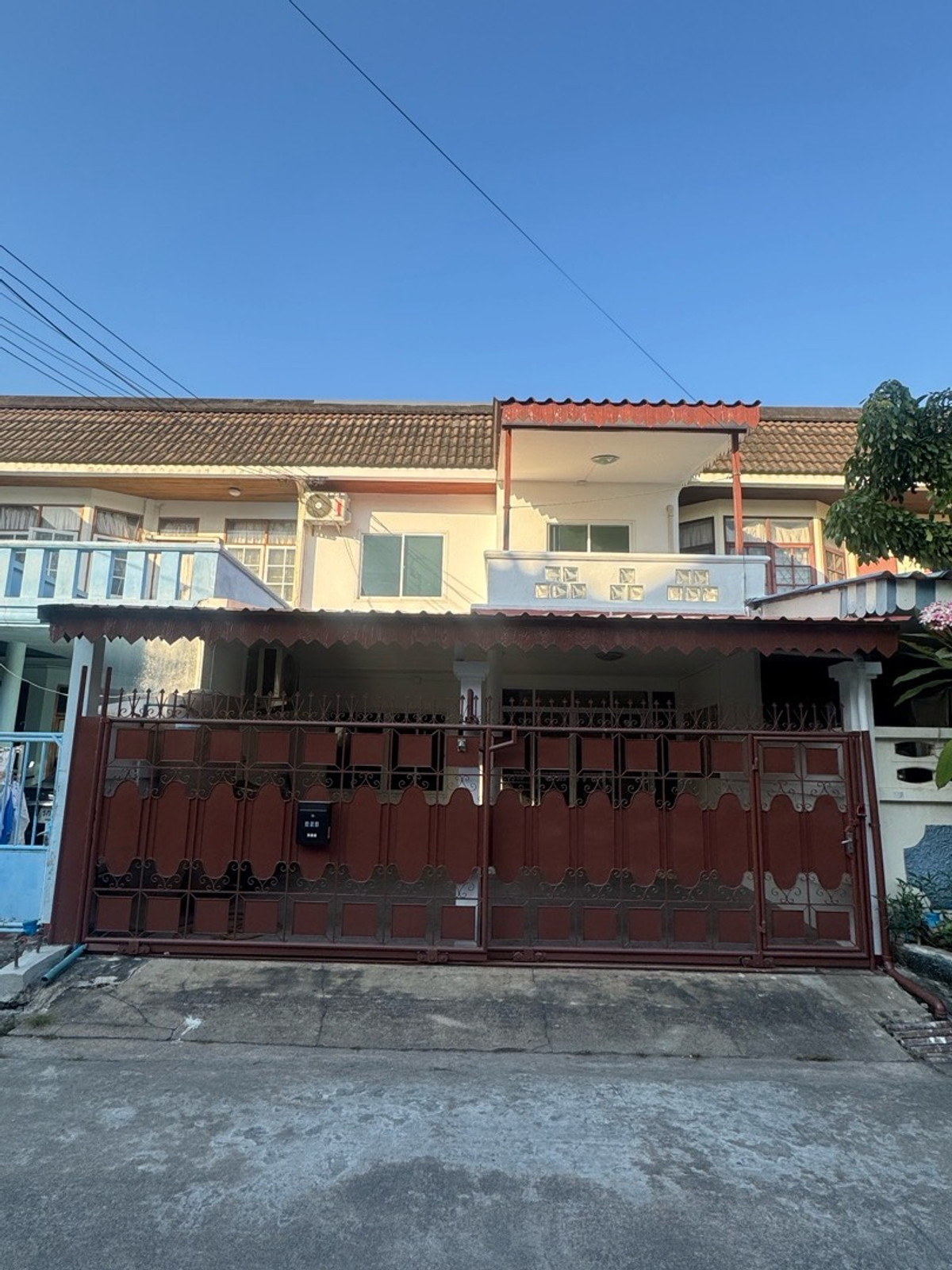 ให้เช่าทาวน์โฮมรัชดา ห้วยขวาง : 🌈ทาวเฮ้าส์2ชั้น รัชดา18 ห้วยขวาง บ้านใหม่ เฟอร์นิเจอร์ครบครัน เพิ่งรีโนเวทเสร็จ  ใกล้พระราม9 เหม่งจ๋าย ลาดพร้าว สุธิสาร5ห้องนอน 2ห้องน้ำ  ☀️