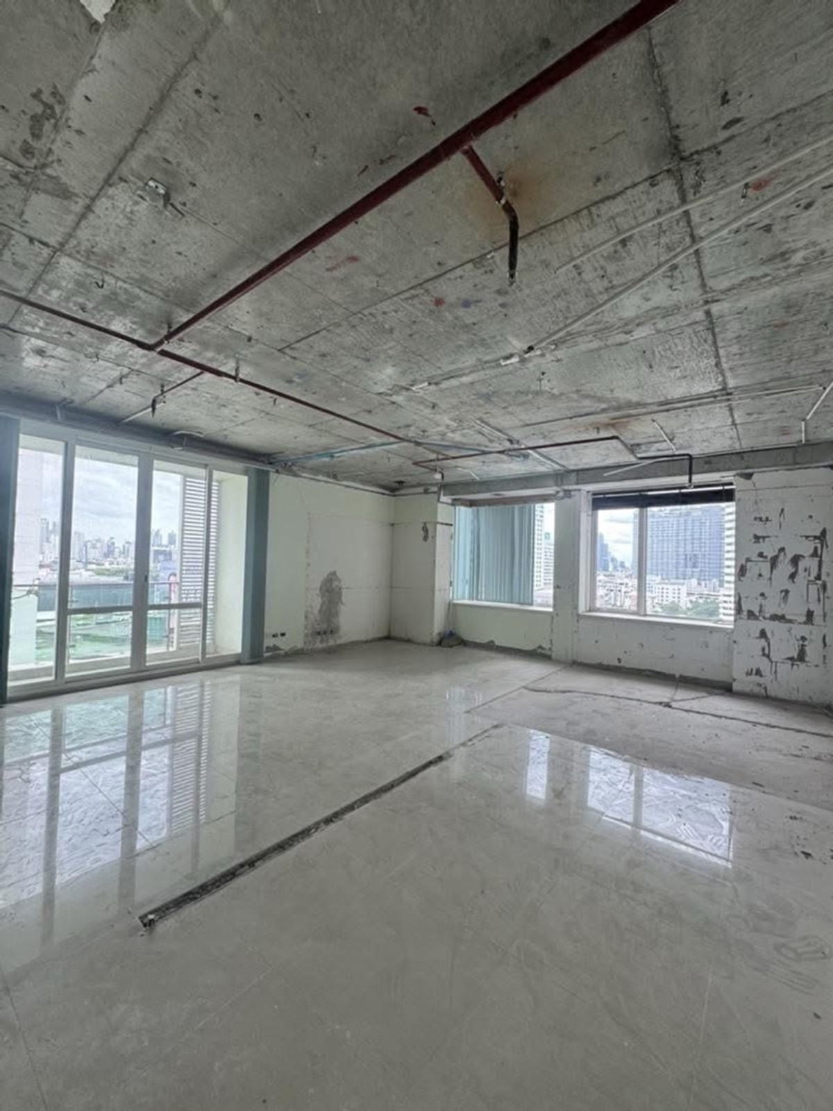 ขายคอนโดพระราม 9 เพชรบุรีตัดใหม่ RCA : 📍ขายคอนโด TC Green พระราม 9 ติดถนนพระราม 9, ใกล้ทางด่วน 🚇ใกล้ MRT พระราม 9 และ เพชรบุรี