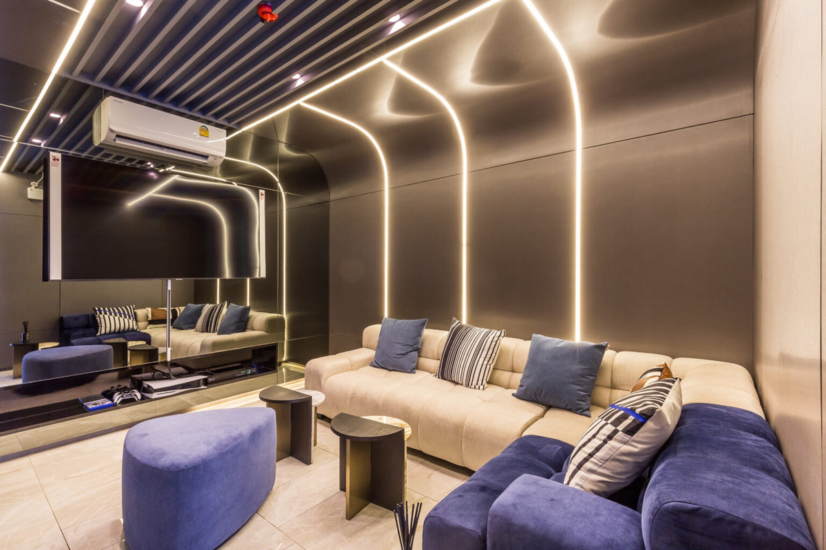 For SaleCondoSriracha Laem Chabang Ban Bueng : 🏢 ATMOZ SERENE, airy design room, complete functions, separate kitchen. Balcony for natural light in every unit, starting at only 1.59 million 📞 093-168-1685 💚 LINE: @whitesand