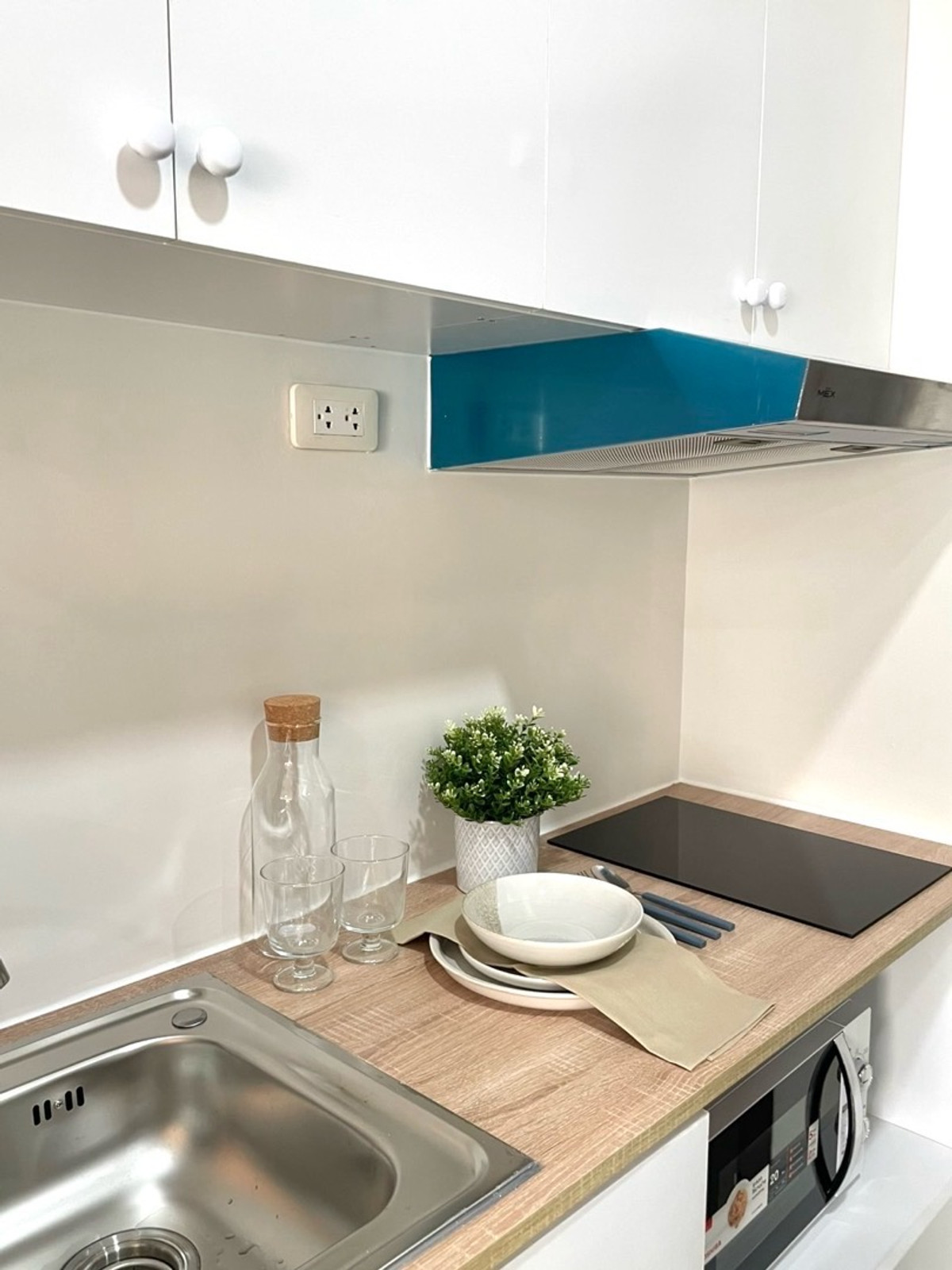 ให้เช่าคอนโดพระราม 9 เพชรบุรีตัดใหม่ RCA : 🔥ให้เช่าด่วน🔥ไอดีโอ นิว พระราม 9 ห้องแต่งสวย เฟอร์นิเจอร์ครบพร้อมเข้าอยู่ ใกล้ MRT พระราม 9