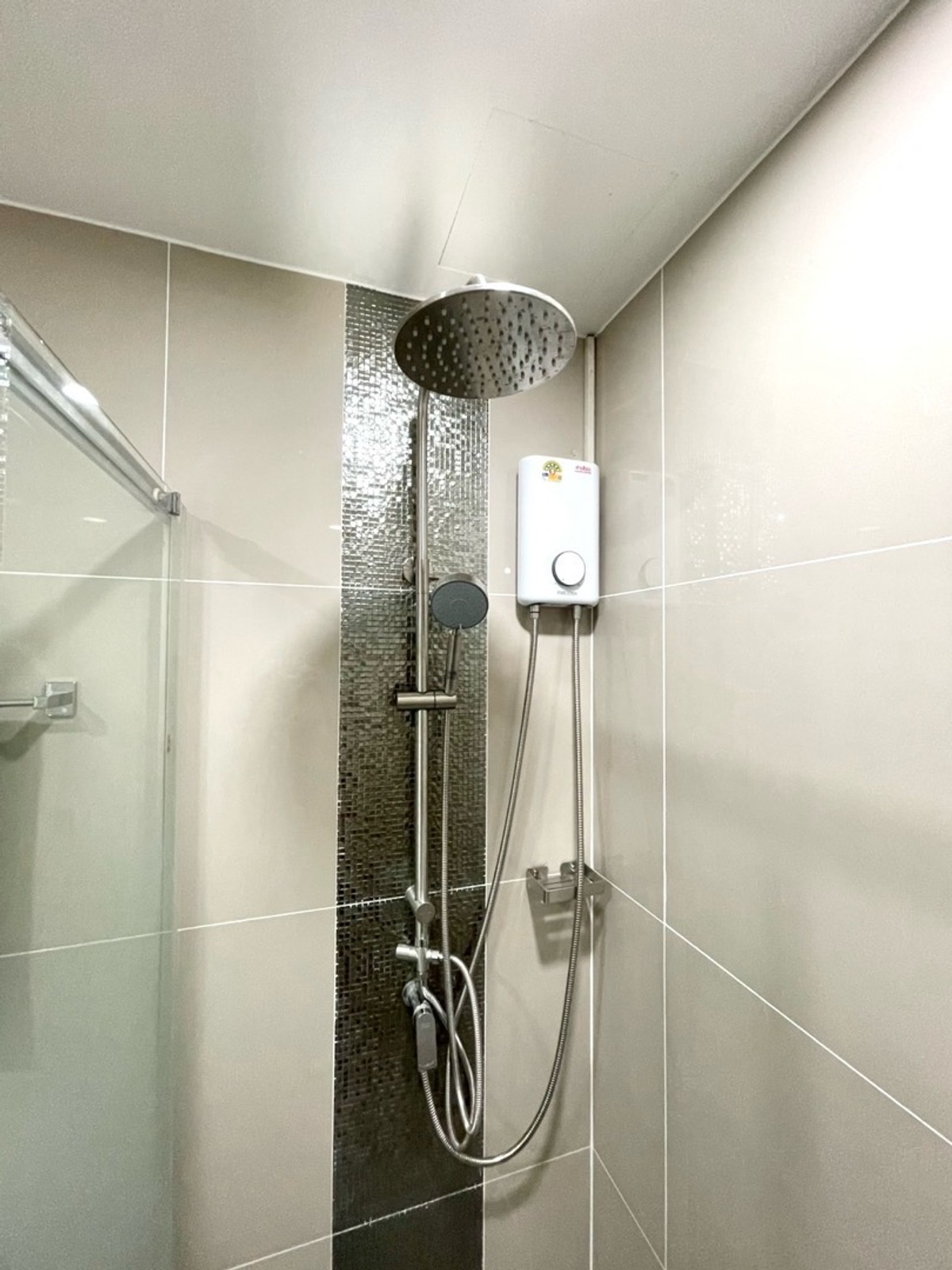 ให้เช่าคอนโดพระราม 9 เพชรบุรีตัดใหม่ RCA : 🔥ให้เช่าด่วน🔥ไอดีโอ นิว พระราม 9 ห้องแต่งสวย เฟอร์นิเจอร์ครบพร้อมเข้าอยู่ ใกล้ MRT พระราม 9