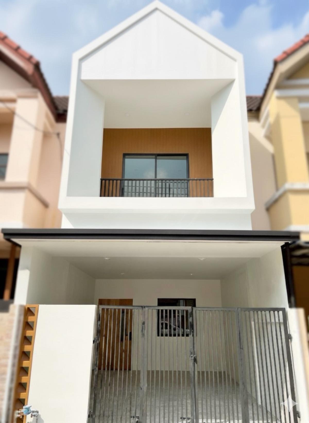 For SaleTownhomeNawamin, Ramindra : For Sale Townhouse/Townhome  , Lert Ubon Prayasuren , newly renovated , Sam Wa Tawan Tok , Khlong Sam Wa , Bangkok , CX-137484