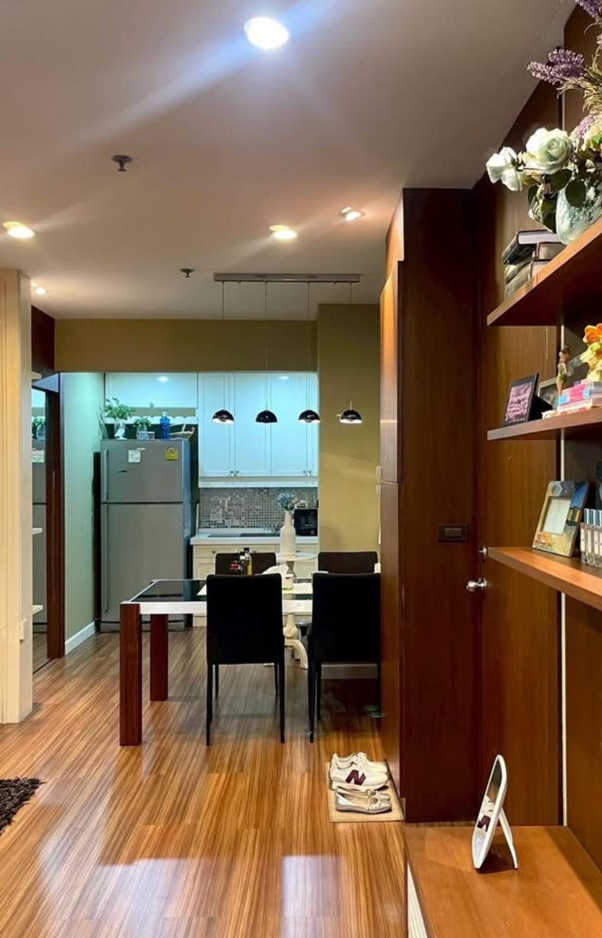 ขายคอนโดสาทร นราธิวาส : ขายคอนโด  สาทร เฮาส์ วิวสวย ชั้นสูง ฺBTS-เซนต์หลุยส์ สีลม เขต บางรัก กรุงเทพ CX-138925