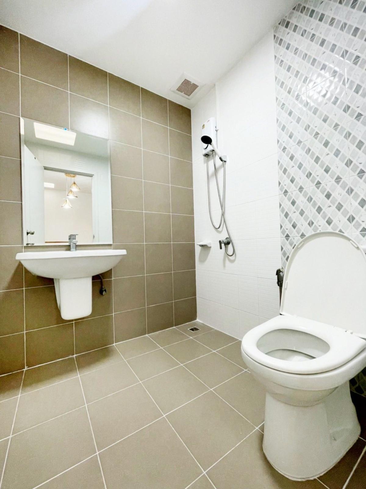 For SaleTownhomePathum Thani,Rangsit, Thammasat : For Sale Townhouse/Townhome  , Pruksa 119 Rangsit - Klong 2 , Khlong Song , khlong Luang , Pathum Thani , CX-138550