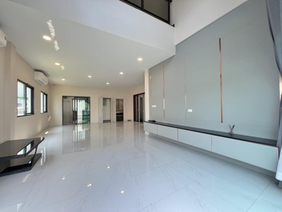 For SaleHousePhutthamonthon, Salaya : For Sale House , THE CITY Thawiwatthana , corner unit , Nong Khang Phlu , Nong Khaem , Bangkok , CX-137960