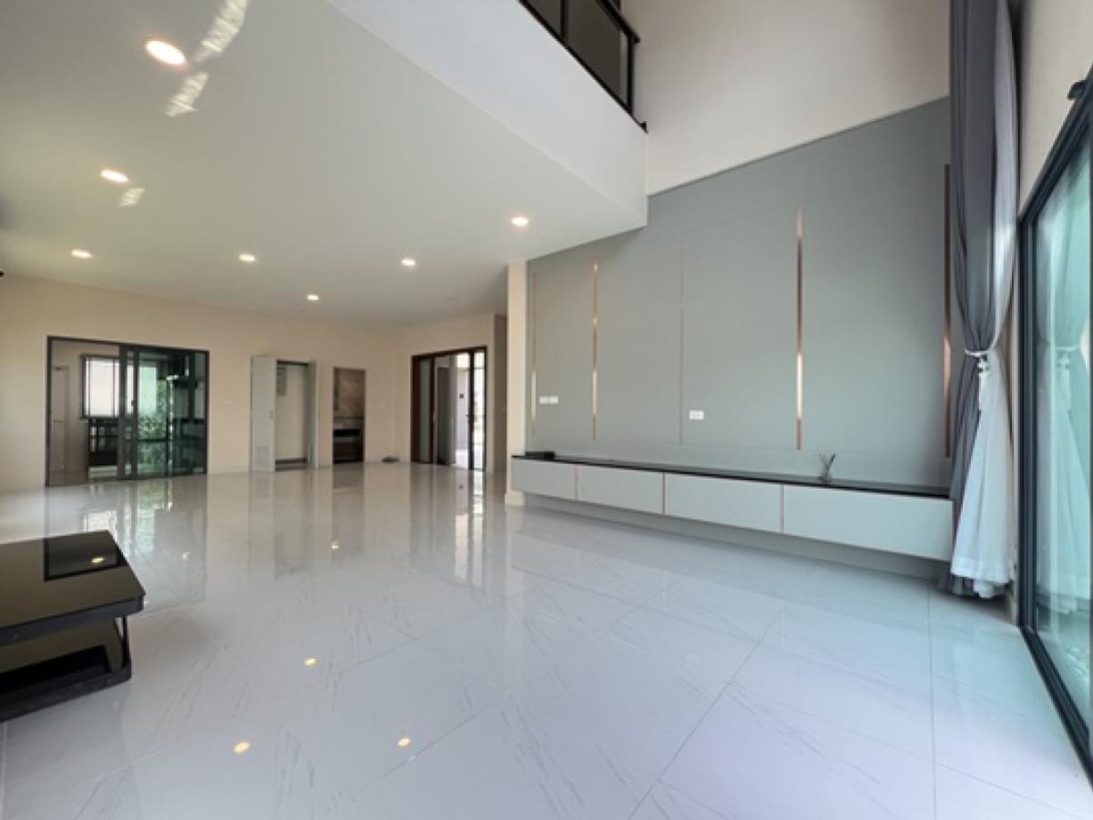 For SaleHousePhutthamonthon, Salaya : For Sale House , THE CITY Thawiwatthana , corner unit , Nong Khang Phlu , Nong Khaem , Bangkok , CX-137960