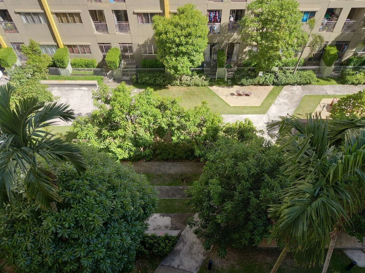 For RentCondoKaset Nawamin,Ladplakao : For rent, Lumpini Condo Town Ramindra - Lat Pla Khao, Lumpini Condo Town Ramindra - Lat Pla Khao, Building B2, 6th floor, size 23 sq m, garden view, newly renovated, beautiful room, cheap, complete with furniture and electrical appliances.