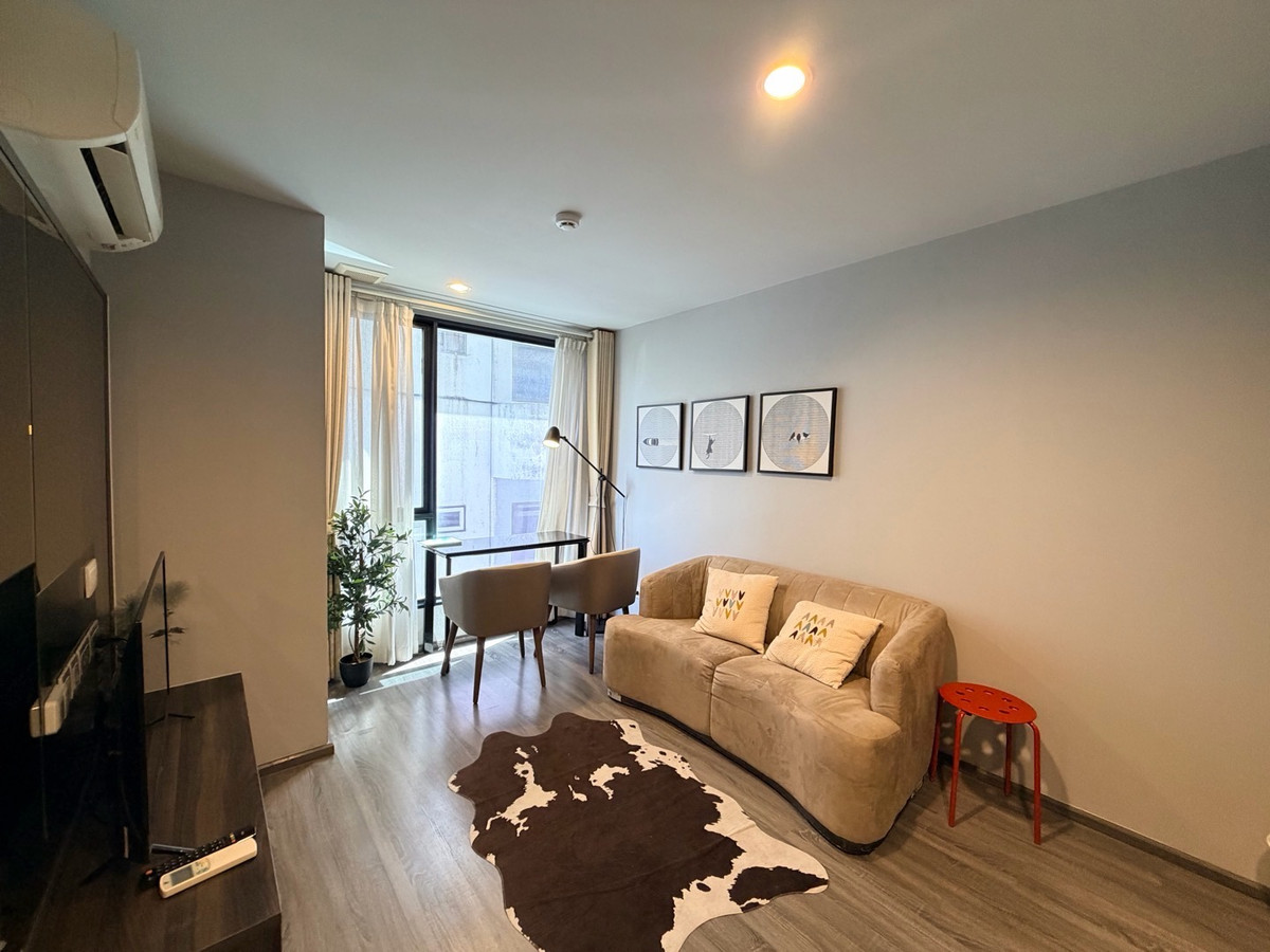 ให้เช่าคอนโดสุขุมวิท อโศก ทองหล่อ : ให้เช่าคอนโด Ideo Mobi Sukhumvit 40 *ใกล้ BTS เอกมัย*
