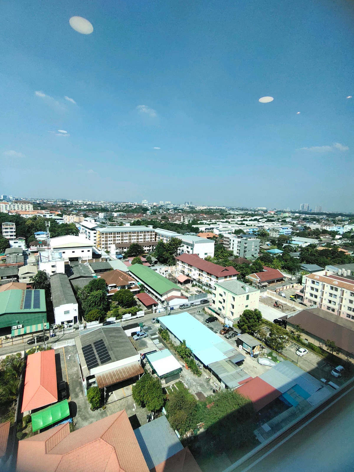 ให้เช่าคอนโดนวมินทร์ รามอินทรา : For Rent /ให้เช่า  ห้องบิ้วอิน เฟอร์ครบ ห้องใหม่ วิวสวย