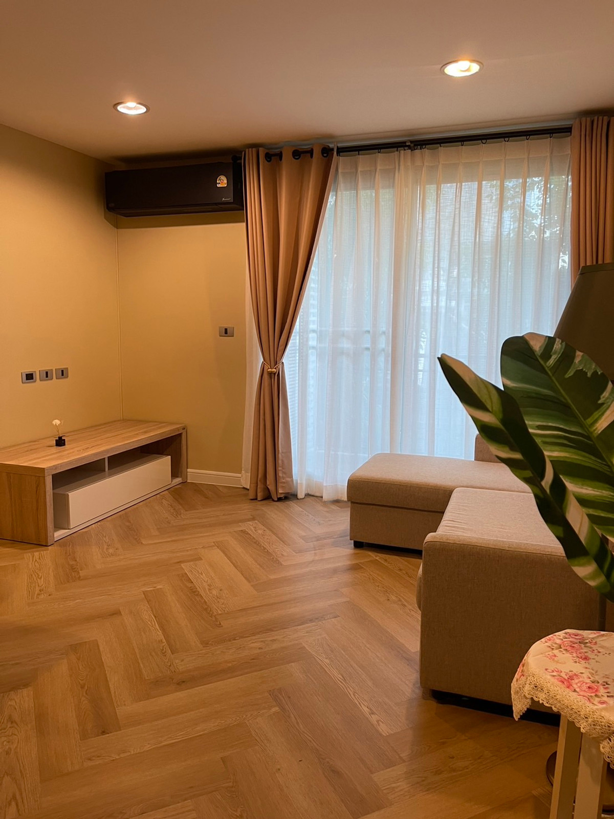 For RentCondoSukhumvit, Asoke, Thonglor : The Crest Sukhumvit 24 for rent, 29,000 baht [MKr251208]