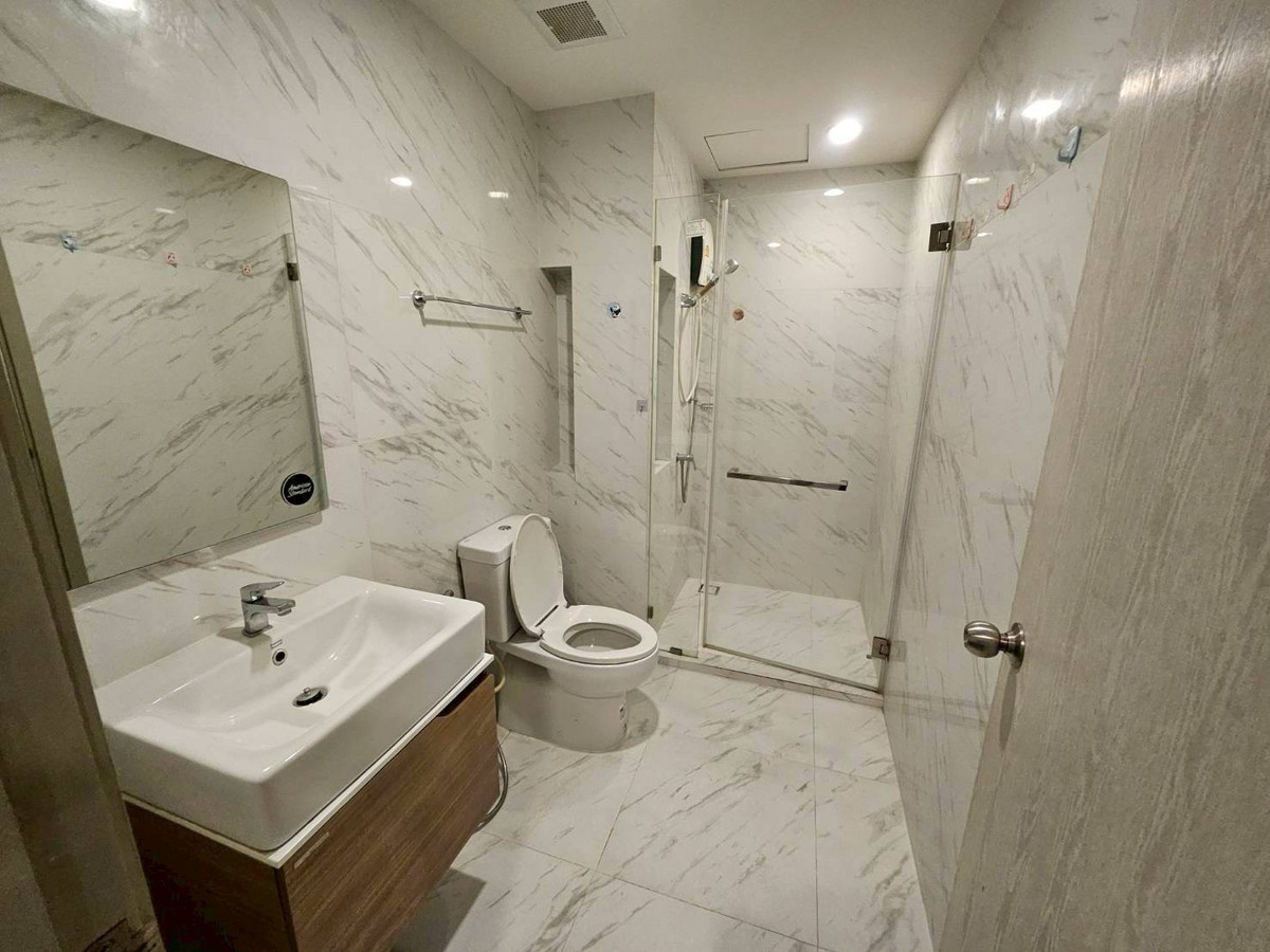 ให้เช่าคอนโดบางนา แบริ่ง ลาซาล : ให้เช่าคอนโด Ideo mobi sukhumvit eastpoint คอนโดแต่งครบพร้อมเข้าอยู่ใกล้รถไฟฟ้าBTSบางนาเพียง250เมตรเท่านั้น!!