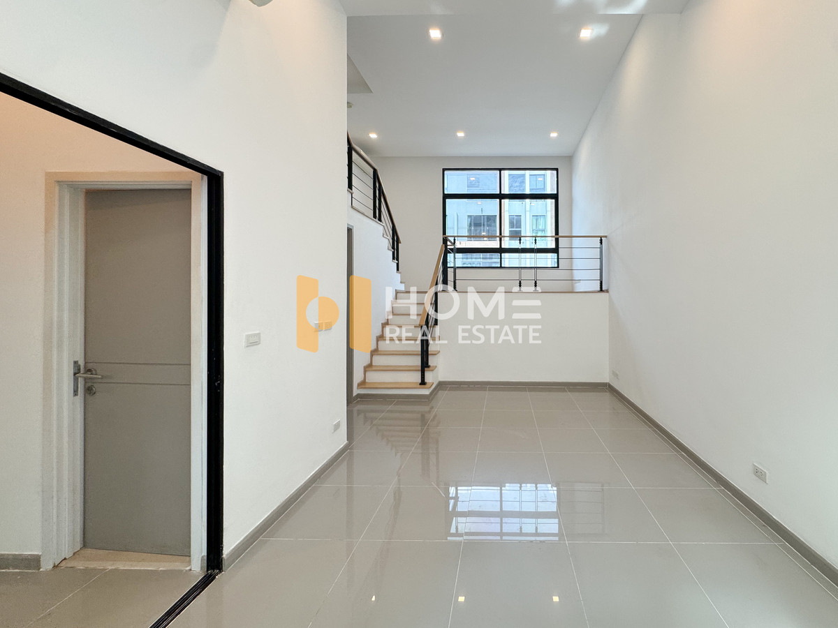 ขายทาวน์โฮมพัฒนาการ ศรีนครินทร์ : Rare Item! ทาวน์โฮมหรู 🔥 อาร์เด้น พัฒนาการ / 3 ห้องนอน (ขาย), Arden Phatthanakan 3 Bedrooms (FOR SALE) FON260 