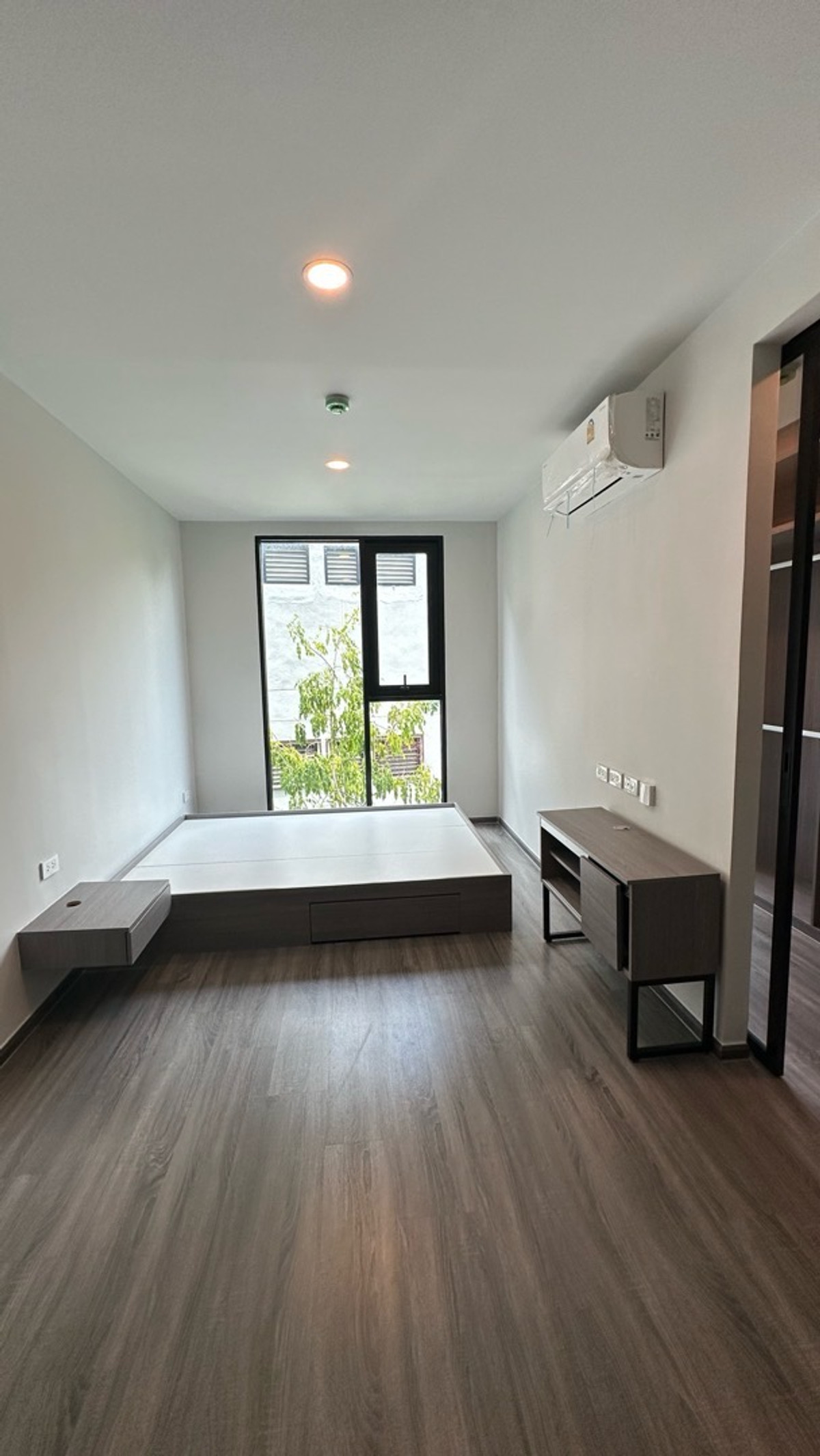 ขายคอนโดลาดพร้าว เซ็นทรัลลาดพร้าว : ห้องสุดท้าย 2.49 ล้านบาท