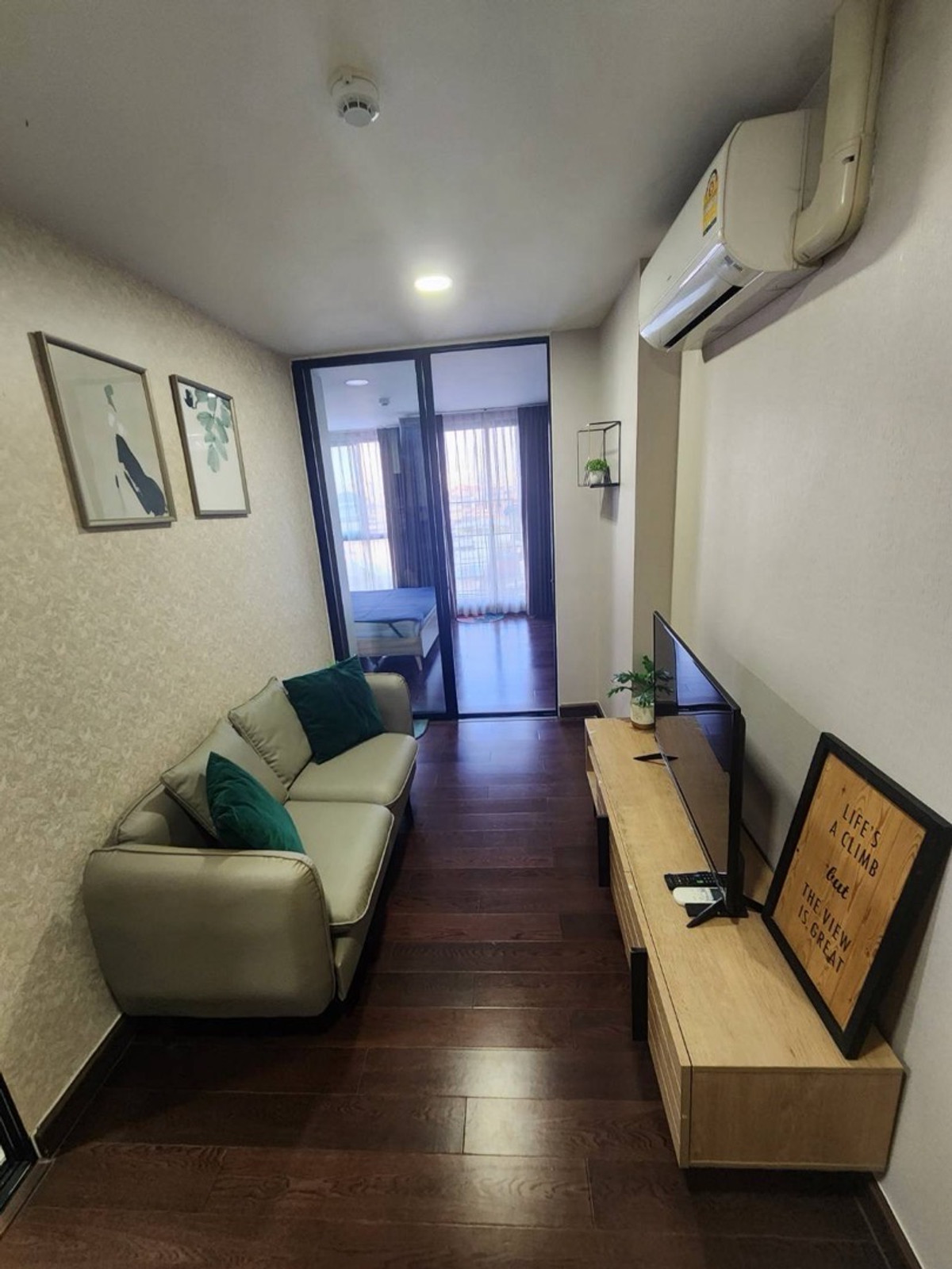 ให้เช่าคอนโดวงเวียนใหญ่ เจริญนคร : ให้เช่า คอนโด แบงค์คอก เฟลิซ สาทร-ตากสิน ขนาด 30 ตรม. *BTS กรุงธนบุรี*
