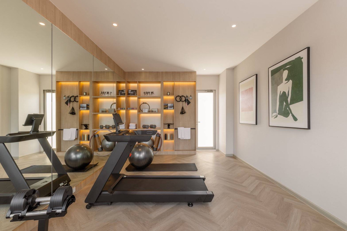 ขายพัทยา บางแสน ชลบุรี สัตหีบ : CHARIN PATTAYA บ้านเดี่ยวหรู 2 ชั้น พร้อมสระว่ายน้ำส่วนตัว ดีไซน์ทันสมัย พื้นที่กว้างขวาง ใช้วัสดุคุณภาพสูง เริ่มต้นที่ 29.9 ล้านบาท*