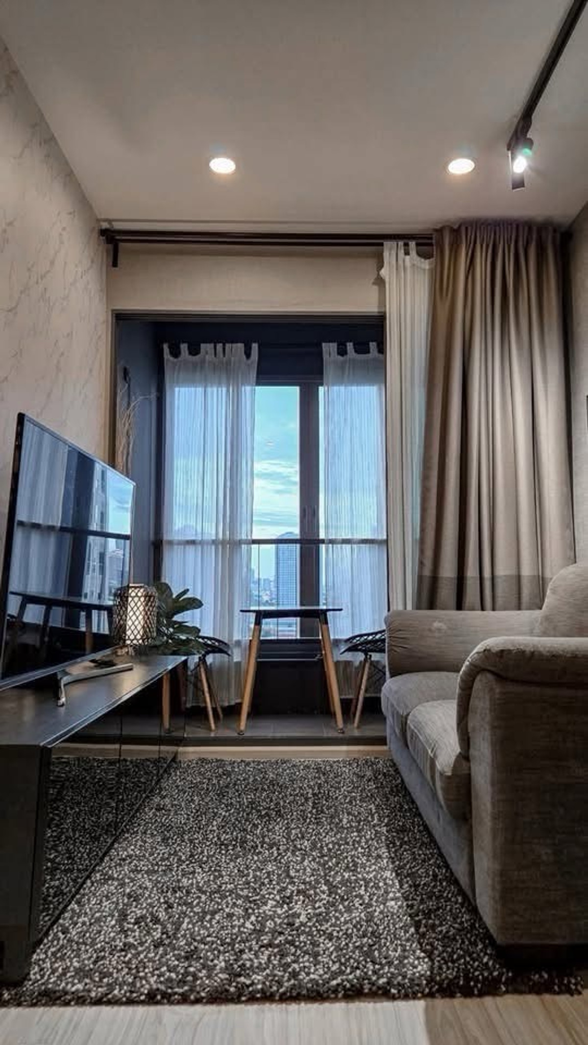 For RentCondoBangna, Bearing, Lasalle : Condo for rent in Ideo Mobi Sukhumvit Eastgate – BTS Bangna (SA-01)