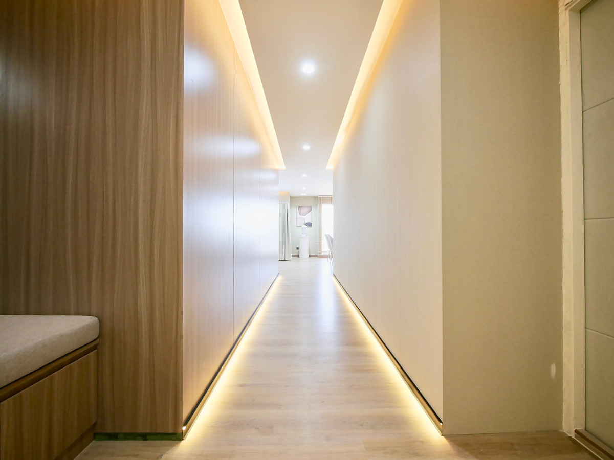 ขายคอนโดอ่อนนุช อุดมสุข : ขายคอนโด Winning Tower สุขุมวิท 71(ปรีดีพนมยงค์) ขนาด 83 ตร.ม. 2 ห้องนอน 2 ห้องน้ำ รีโนเวทใหม่ ใกล้ BTS เอกมัย,BTS พระโขนง