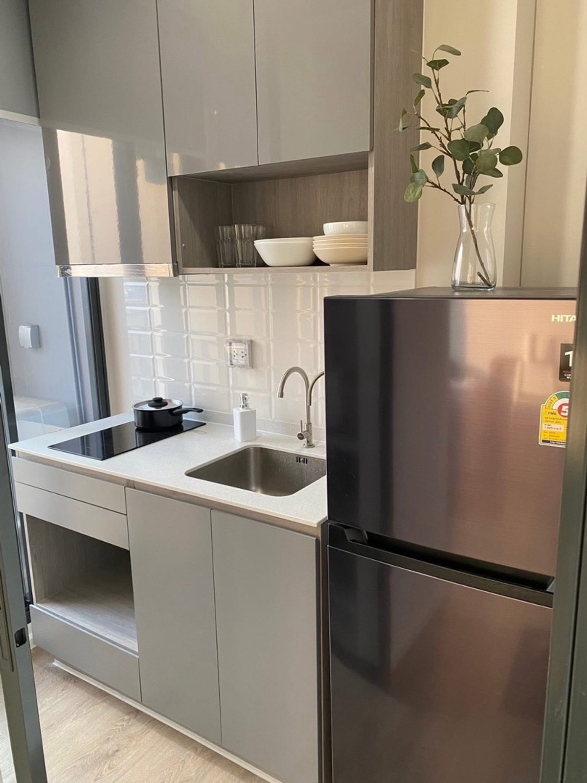 For RentCondoRamkhamhaeng, Hua Mak : For rent: Modiz Rhyme Ramkhamhaeng (Modiz Rhyme Ramkhamhaeng) Room size: 24 sq m Floor: 14 Price: 13,500 baht Nearby places: MRT Ramkhamhaeng