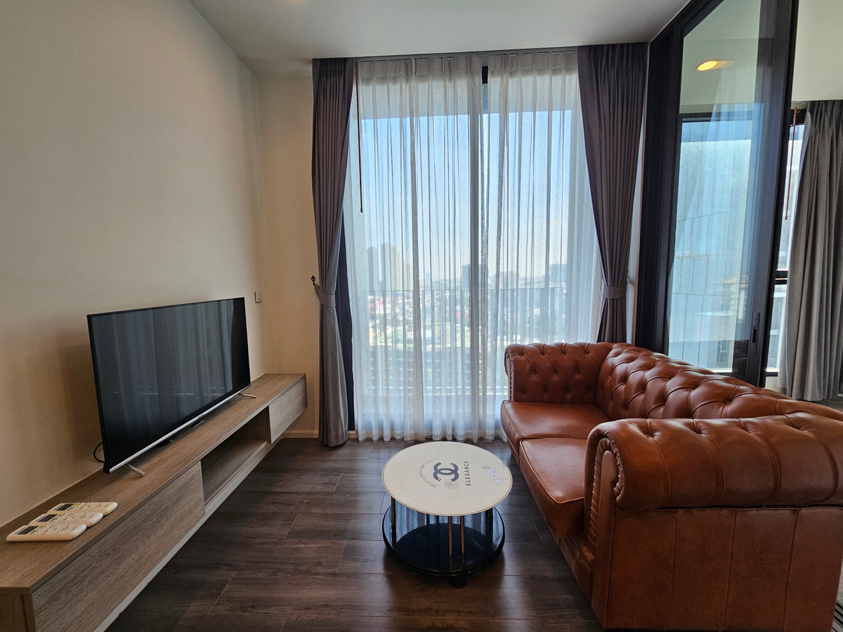 ให้เช่าคอนโดอ่อนนุช อุดมสุข : ให้เช่าคอนโด Whizdom Essence สุขุมวิท–พระโขนง ห้องใหญ่แต่งครบ พร้อมอยู่