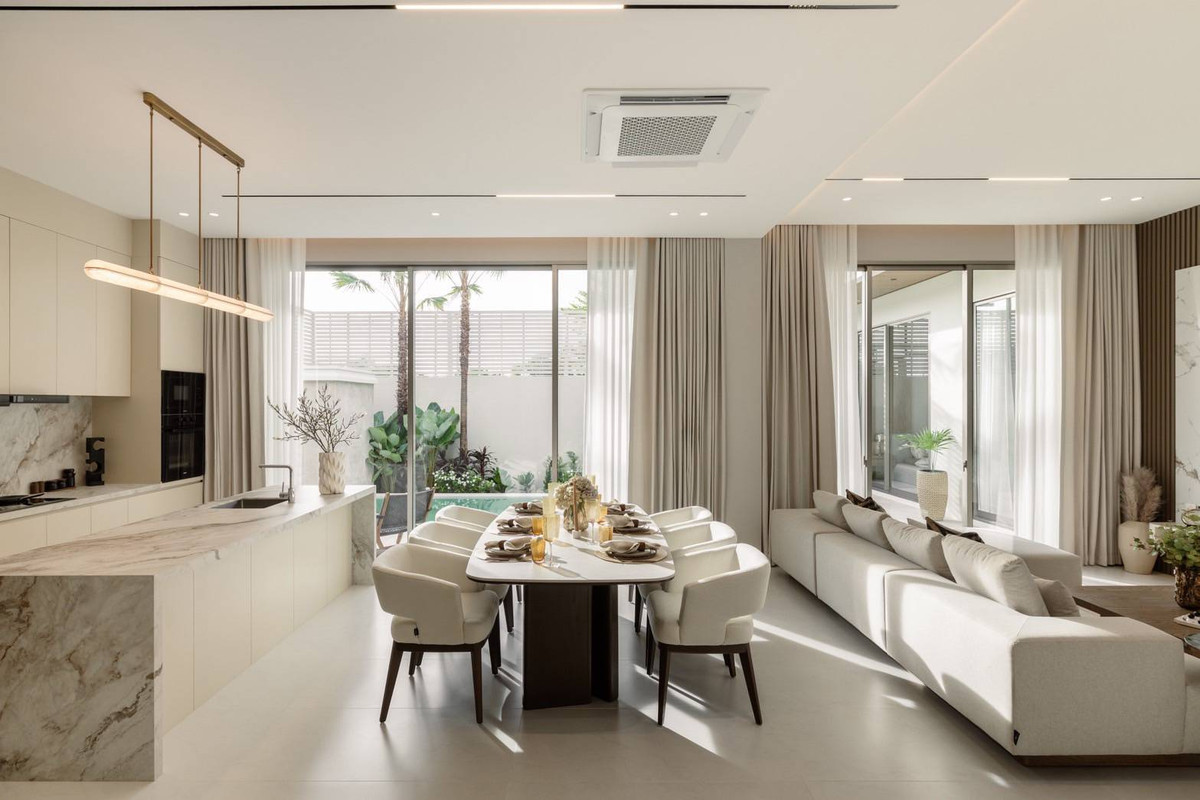 ขายพัทยา บางแสน ชลบุรี สัตหีบ : CHARIN PATTAYA บ้านเดี่ยวหรู 2 ชั้น พร้อมสระว่ายน้ำส่วนตัว ดีไซน์ทันสมัย พื้นที่กว้างขวาง ใช้วัสดุคุณภาพสูง เริ่มต้นที่ 29.9 ล้านบาท*