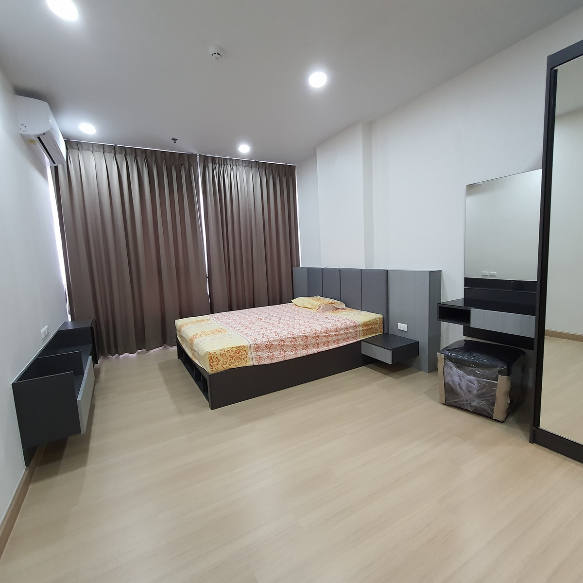 ให้เช่าคอนโดปิ่นเกล้า จรัญสนิทวงศ์ : เช่า รหัส PR682 คอนโด Supalai Loft แยกไฟฉาย
