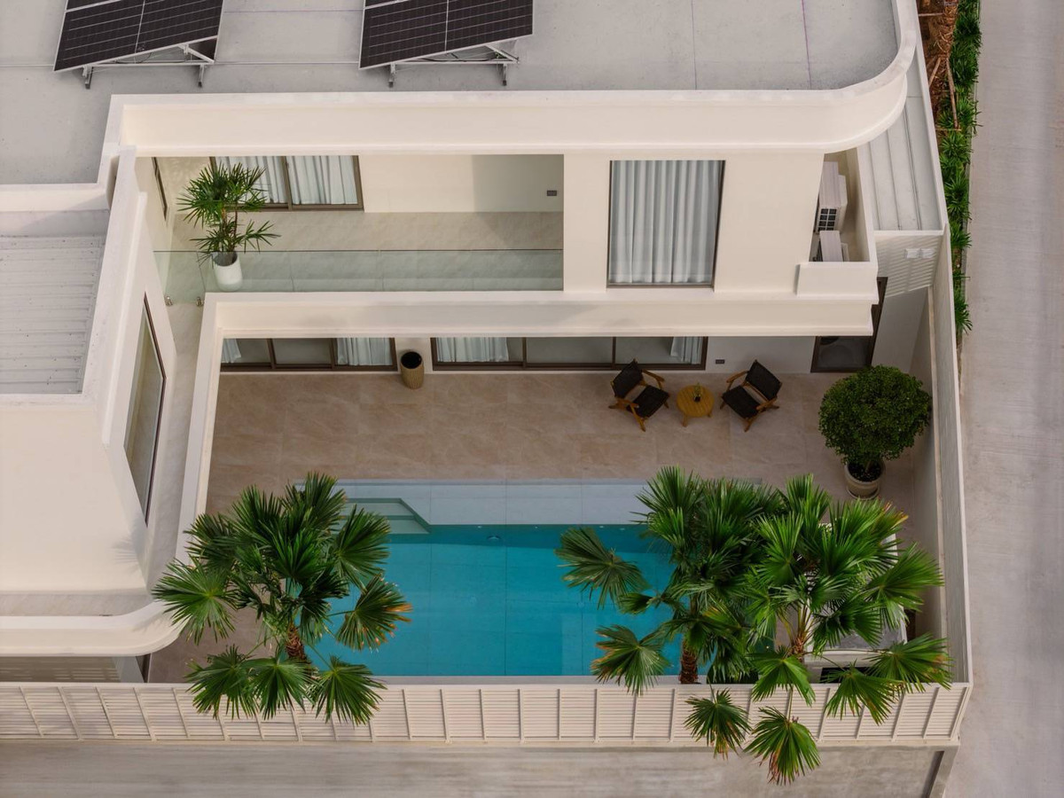 ขายพัทยา บางแสน ชลบุรี สัตหีบ : CHARIN PATTAYA บ้านเดี่ยวหรู 2 ชั้น พร้อมสระว่ายน้ำส่วนตัว ดีไซน์ทันสมัย พื้นที่กว้างขวาง ใช้วัสดุคุณภาพสูง เริ่มต้นที่ 29.9 ล้านบาท*