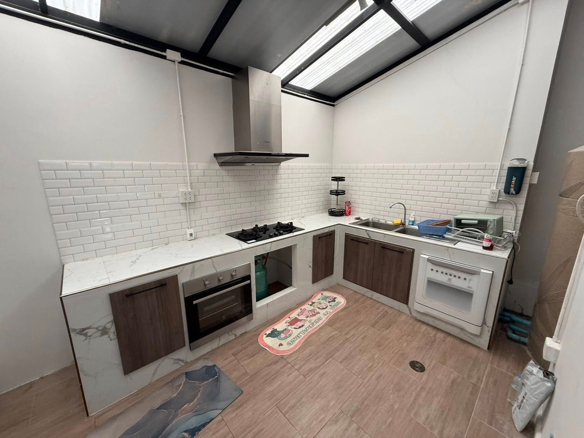 ให้เช่าทาวน์โฮมนวมินทร์ รามอินทรา : ทาวน์เฮ้าส์ให้เช่า 📍 Baan Klang Muang Ramintra-Watcharapol 📍 3 ห้องนอน 3 ห้องน้ำ เดินทางสะดวกใกล้ Fashion Island