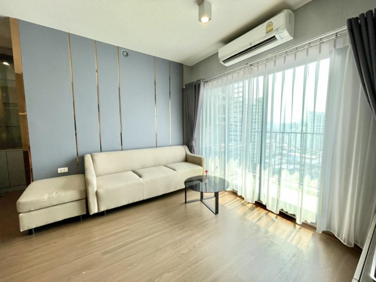 For RentCondoSapankwai,Jatujak : urgent! Condo IDEO Phahon Yothin-Chatuchak for rent, 2 bedrooms, built-in entire room, corner room 150 m BTS Saphan Khwai.
