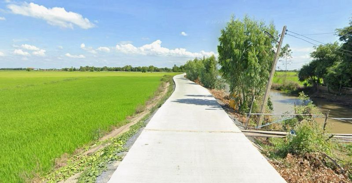 For SaleLandAyutthaya : Rice field 2-3-64 rai, beautiful plot, next to a cement road, near Lat Nga Sena Subdistrict Administrative Organization, Lat Nga Subdistrict, Sena District, Phra Nakhon Si Ayutthaya Province.