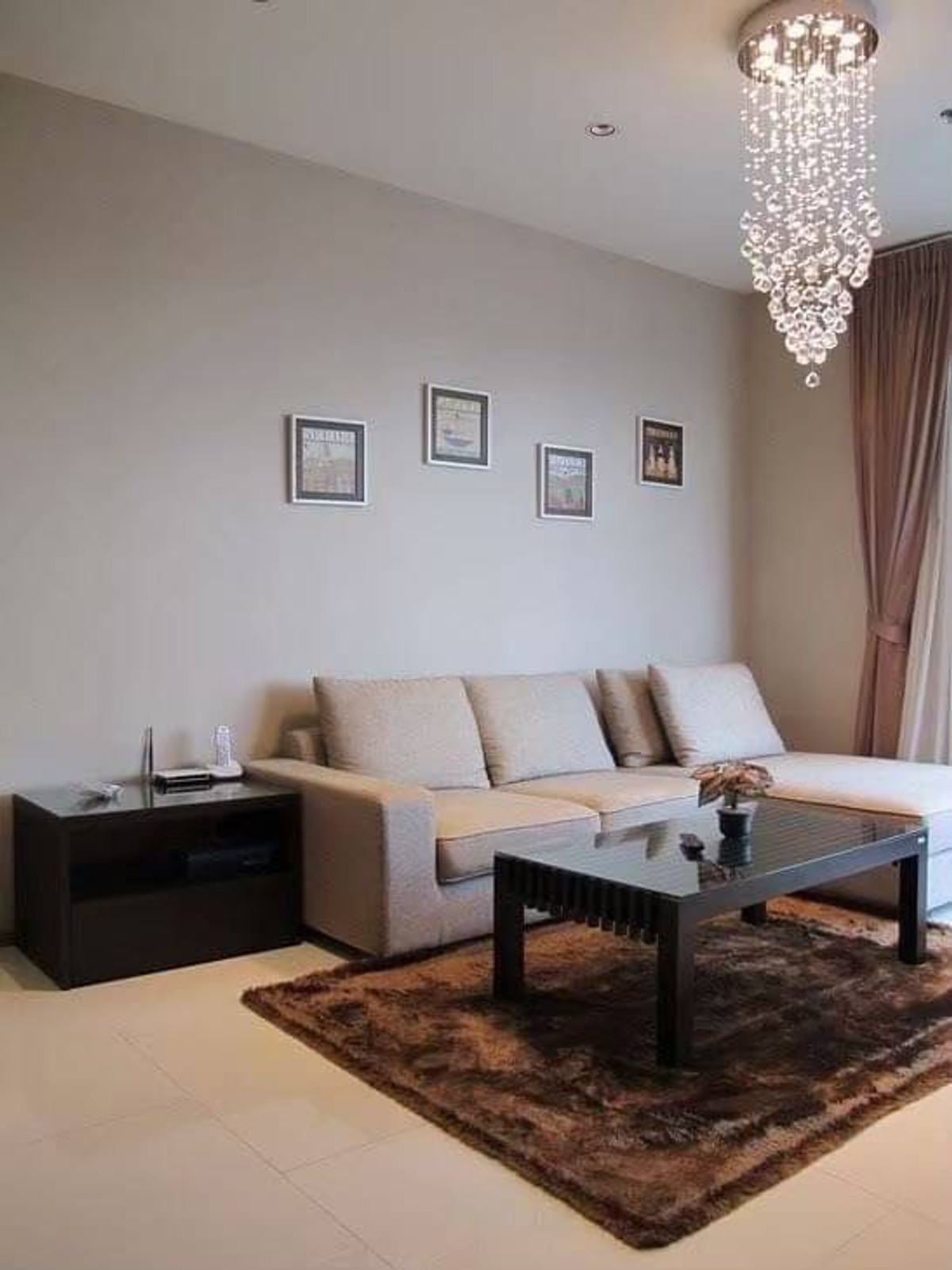 ให้เช่าคอนโดสุขุมวิท อโศก ทองหล่อ : ให้เช่า🏢✨ The Emporio Place – ดิ เอ็มโพริโอ เพลส คอนโดระดับลักชัวรีใจกลางสุขุมวิท 📍 ใกล้ BTS พร้อมพงษ์ (Phrom Phong) เดินทางสะดวกทุกไลฟ์สไตล์