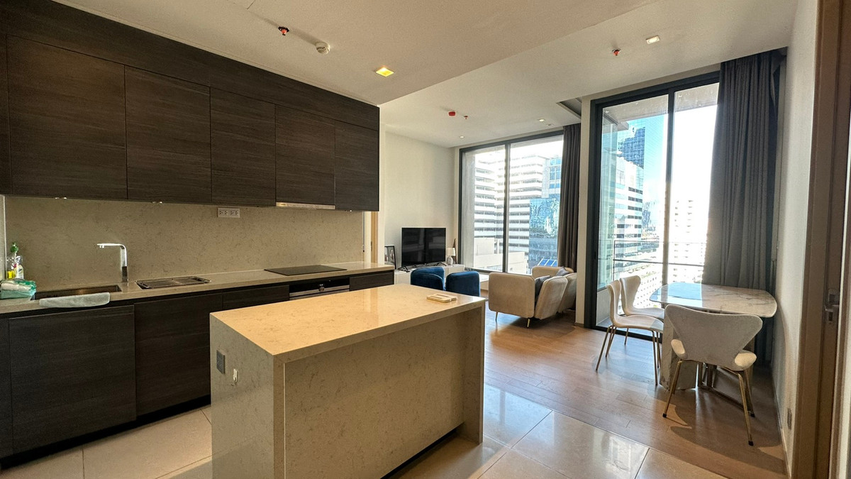 ให้เช่าคอนโดสุขุมวิท อโศก ทองหล่อ : ให้เช่าคอนโด 2 ห้องนอน ทำเลใจกลางอโศก เดินทางสะดวก พร้อมเข้าอยู่