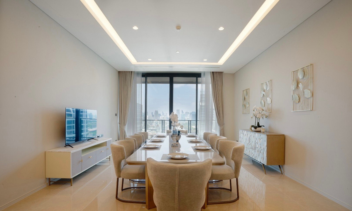 For SaleCondoWitthayu, Chidlom, Langsuan, Ploenchit : LTH13707 – Condo for Sale | Sindhorn Residence | 359 sqm | 5 Beds 7 Baths | Near BTS Chidlom | 129 MB | Condo for sale Sindhorn Residence