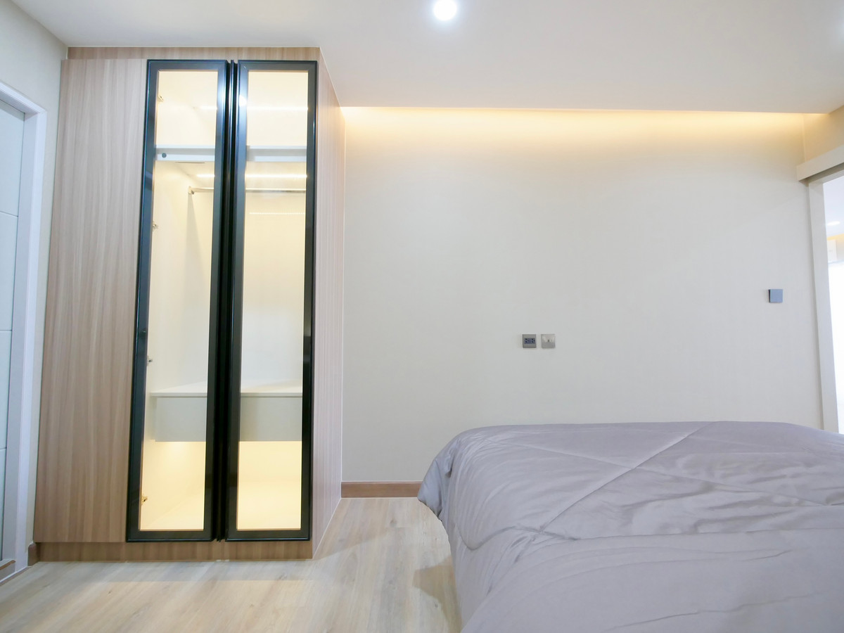 ขายคอนโดอ่อนนุช อุดมสุข : ขายคอนโด Winning Tower สุขุมวิท 71(ปรีดีพนมยงค์) ขนาด 83 ตร.ม. 2 ห้องนอน 2 ห้องน้ำ รีโนเวทใหม่ ใกล้ BTS เอกมัย,BTS พระโขนง